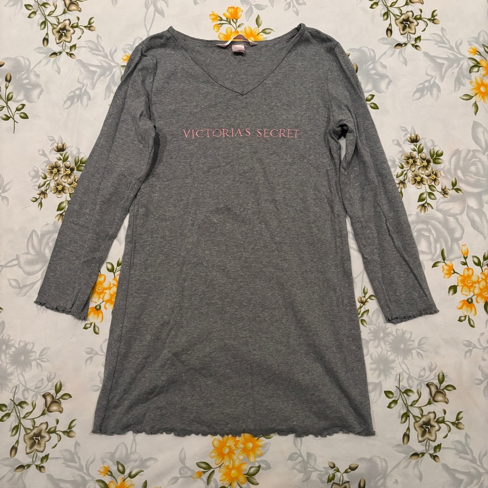 Victoria’s Secret Size S Sleep Shirt